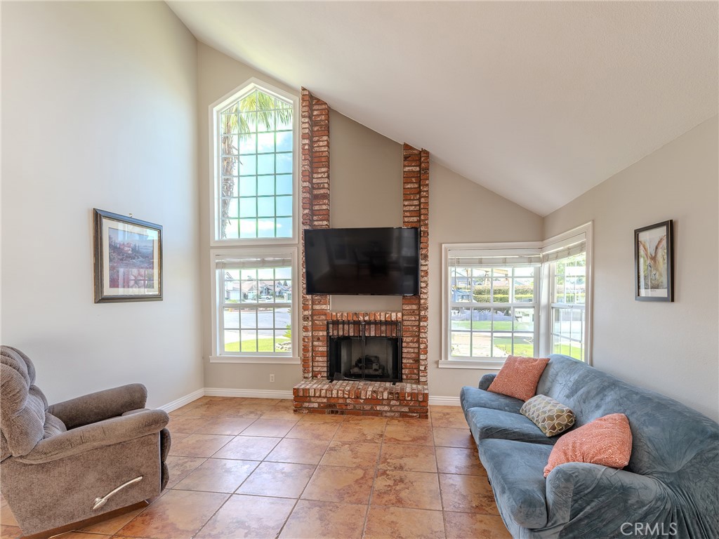 16660 Carriage Circle Property Photo 6