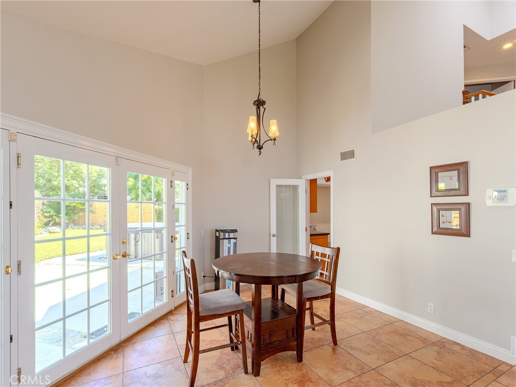 16660 Carriage Circle Property Photo 8