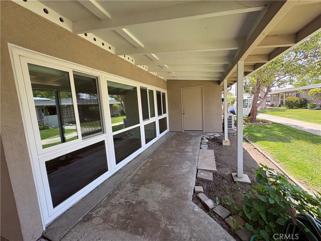 1371 Oakmont Rd. M7-150b Property Photo 4