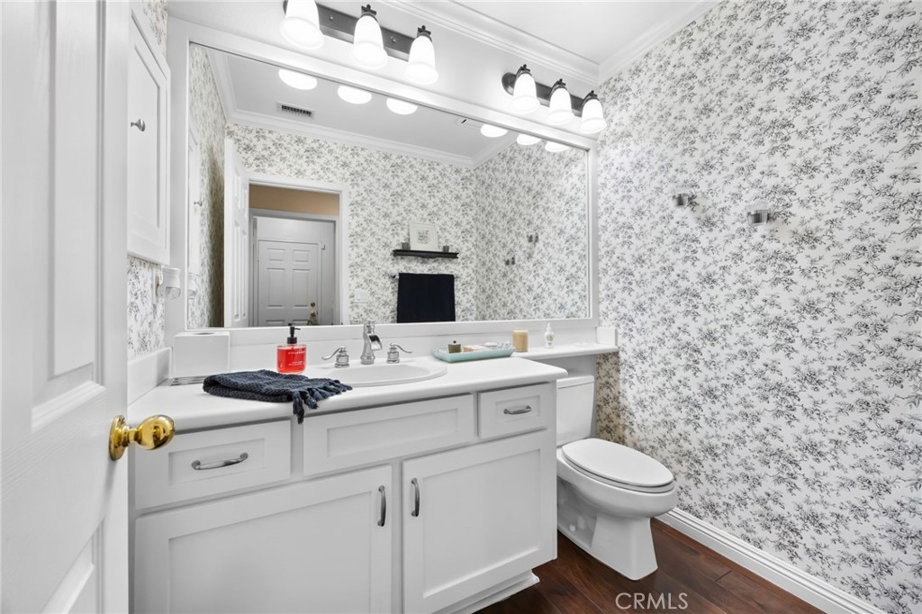 2707 Ashwood Property Photo 31