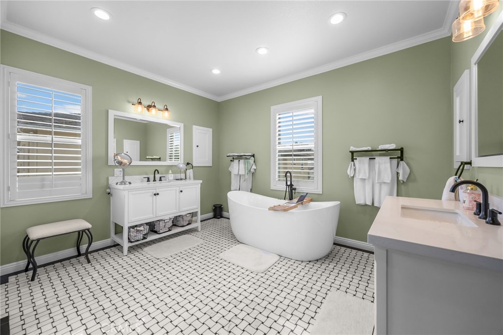 2707 Ashwood Property Photo 40