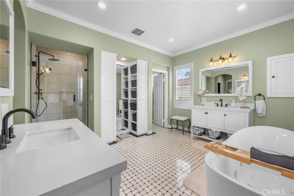 2707 Ashwood Property Photo 43