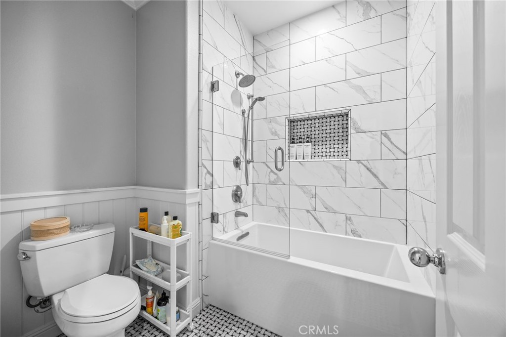 2707 Ashwood Property Photo 53
