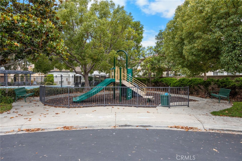 2707 Ashwood Property Photo 65