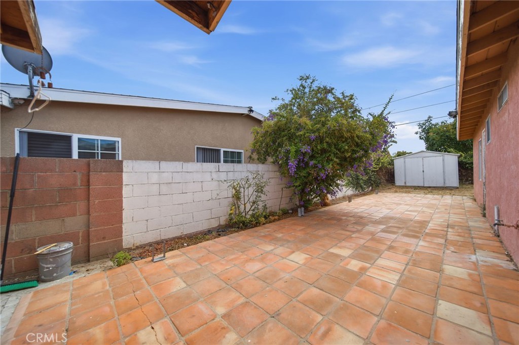 829 S Kenmore Property Photo 24