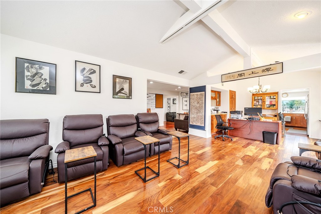 4994 Via Rosa Property Photo 6