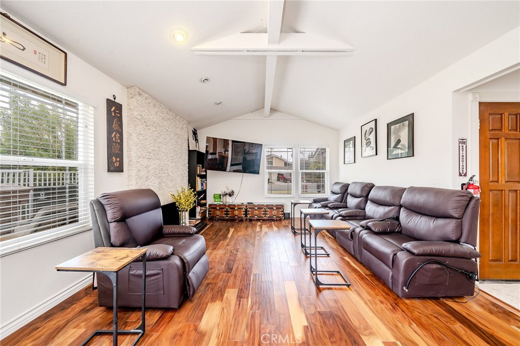 4994 Via Rosa Property Photo 8