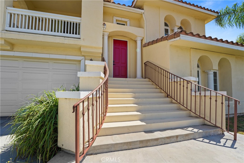 21734 Pink Ginger Court Property Photo 3