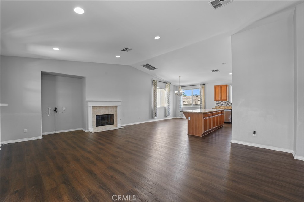 21734 Pink Ginger Court Property Photo 4