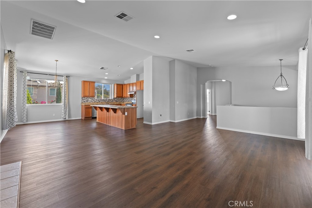 21734 Pink Ginger Court Property Photo 5