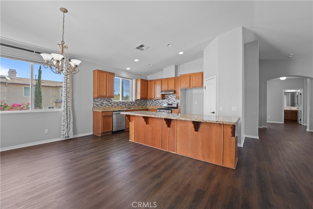 21734 Pink Ginger Court Property Photo 6