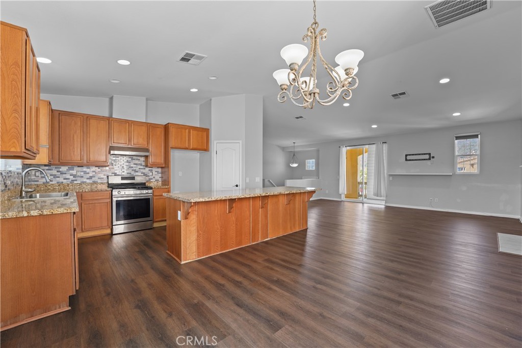 21734 Pink Ginger Court Property Photo 7