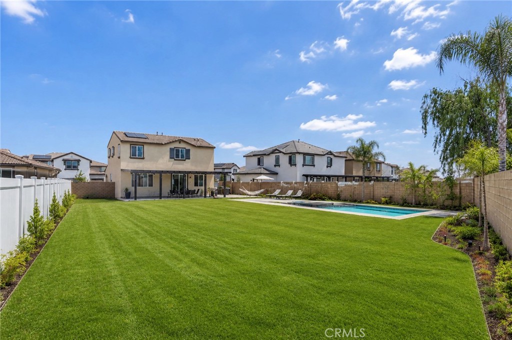 30876 Douglas Crest Circle Property Photo 1