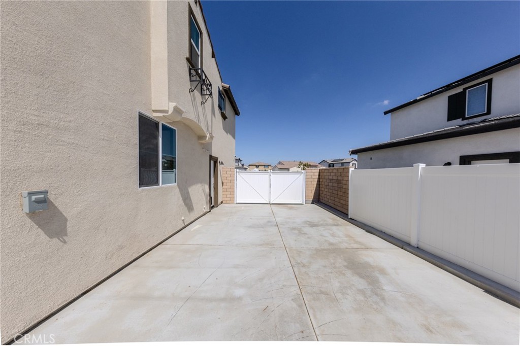 30876 Douglas Crest Circle Property Photo 57