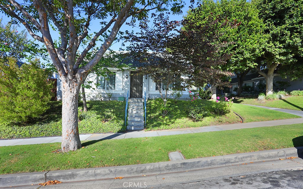 212 N Kodiak, #a Property Photo 2