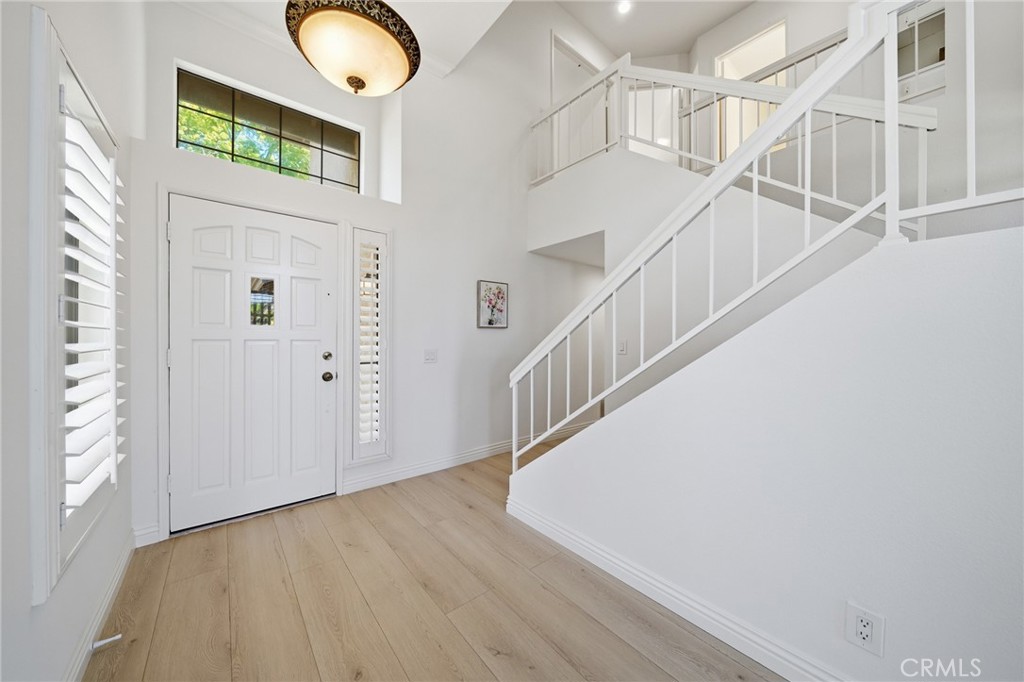 6231 E Twin Peak Property Photo 2