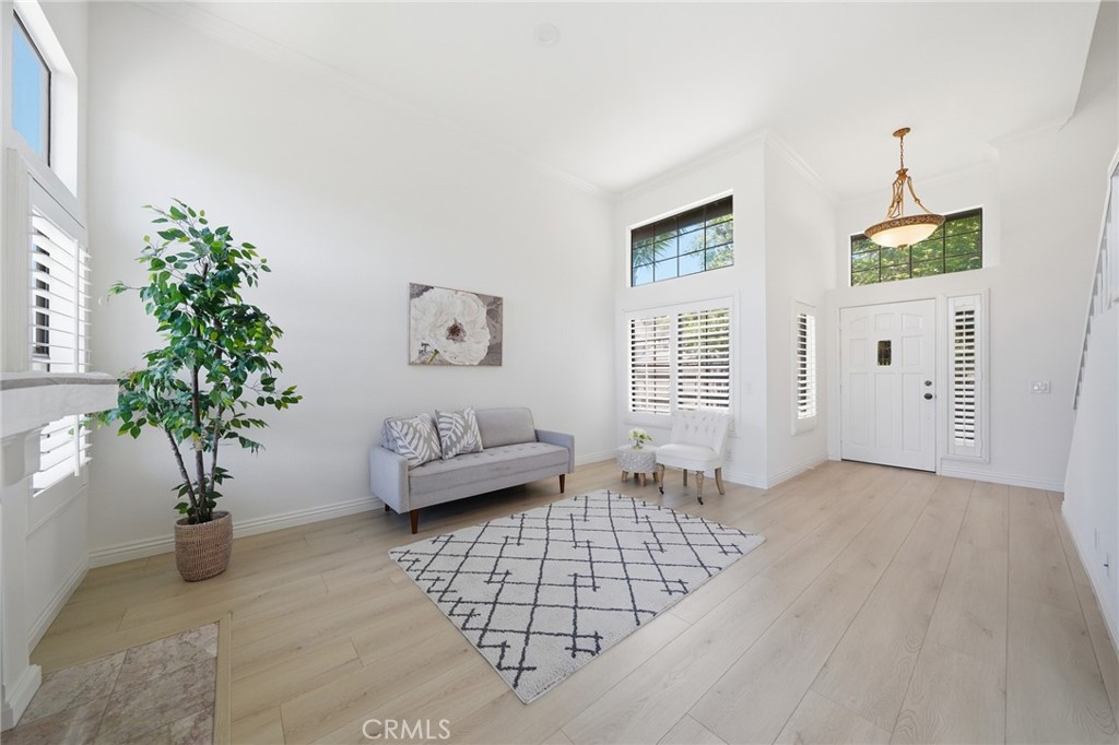 6231 E Twin Peak Property Photo 3