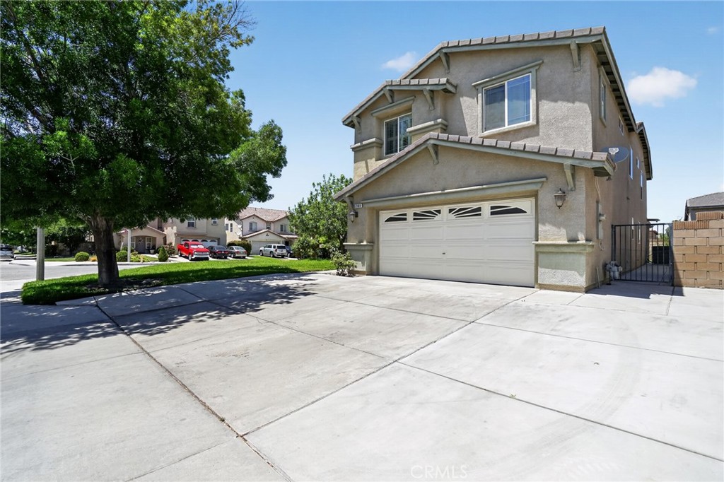 2103 W Avenue K7 Property Photo 1