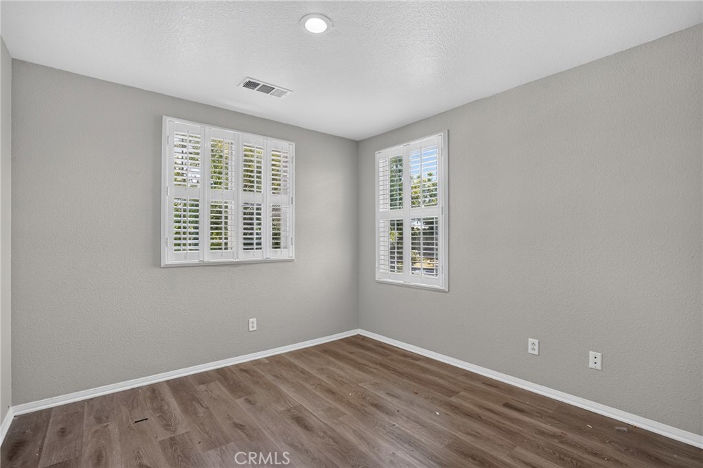 2103 W Avenue K7 Property Photo 17