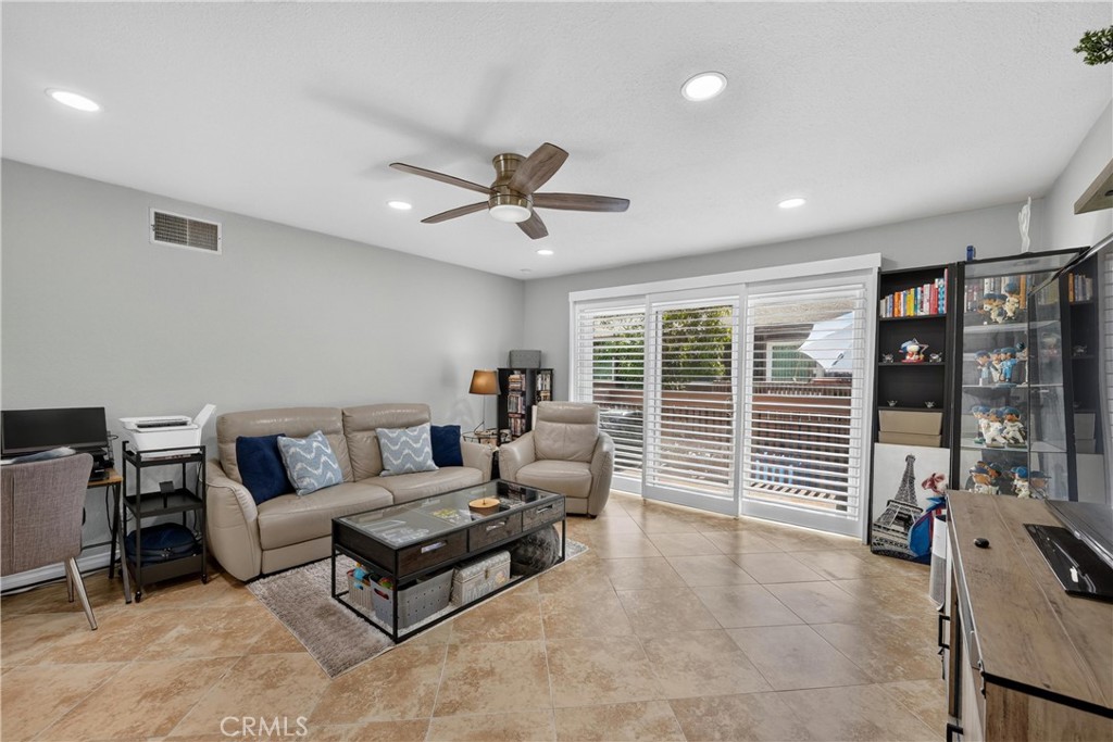 1062 A Cabrillo Park D Property Photo 4