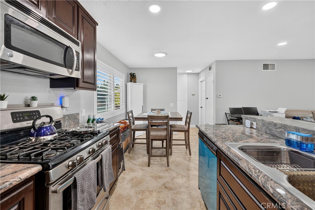 1062 A Cabrillo Park D Property Photo 9