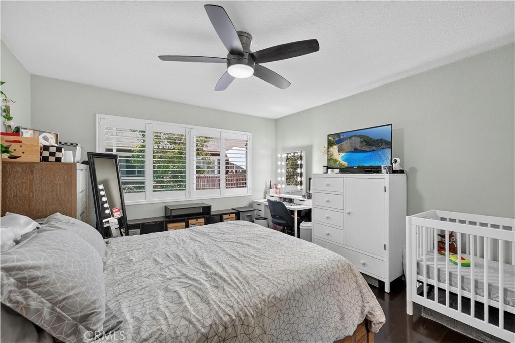 1062 A Cabrillo Park D Property Photo 13
