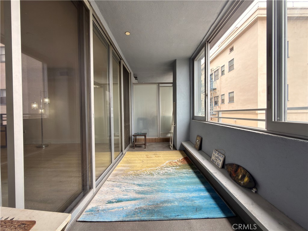 433 Pine Avenue 201 Property Photo 15