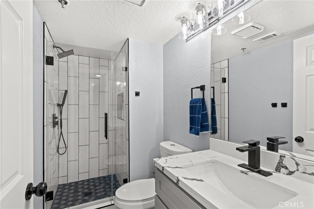 1100 Euclid 113 Property Photo 20