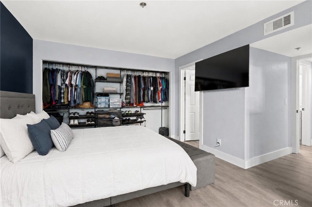 1100 Euclid 113 Property Photo 25