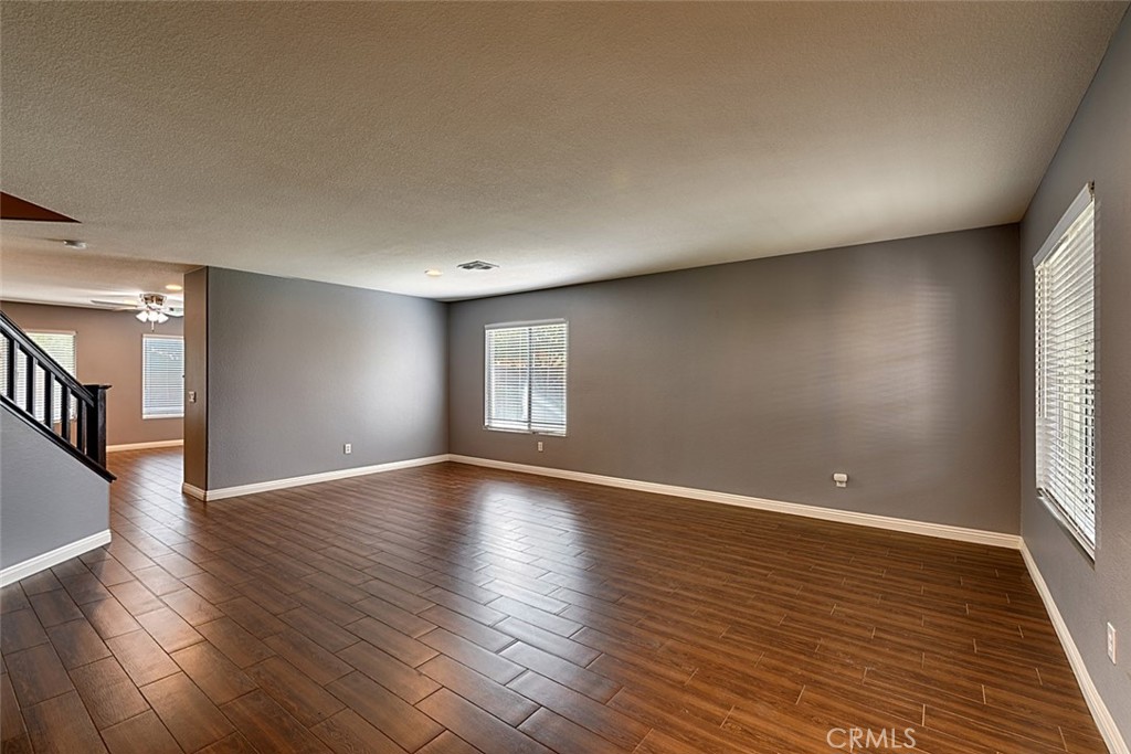 6326 Lavender Street Property Photo 5