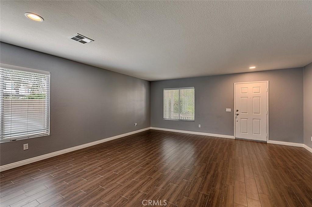 6326 Lavender Street Property Photo 8