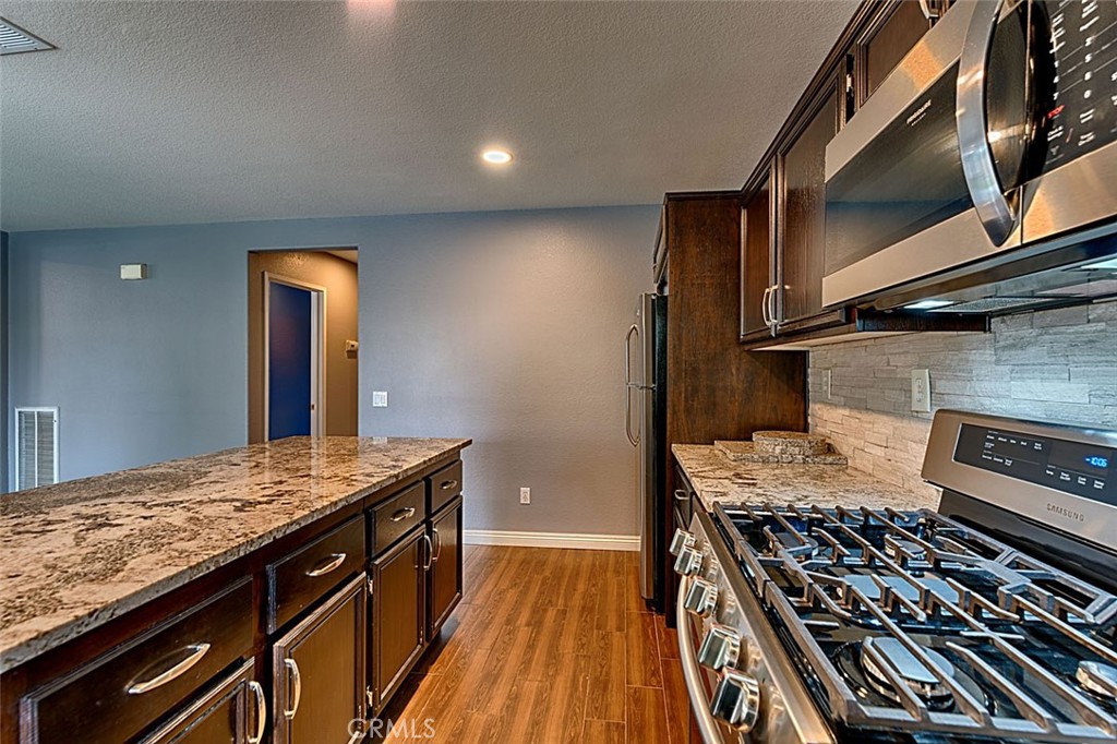 6326 Lavender Street Property Photo 13