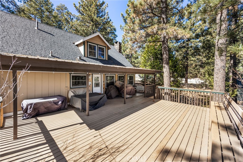 547 Chipmunk Property Photo 19