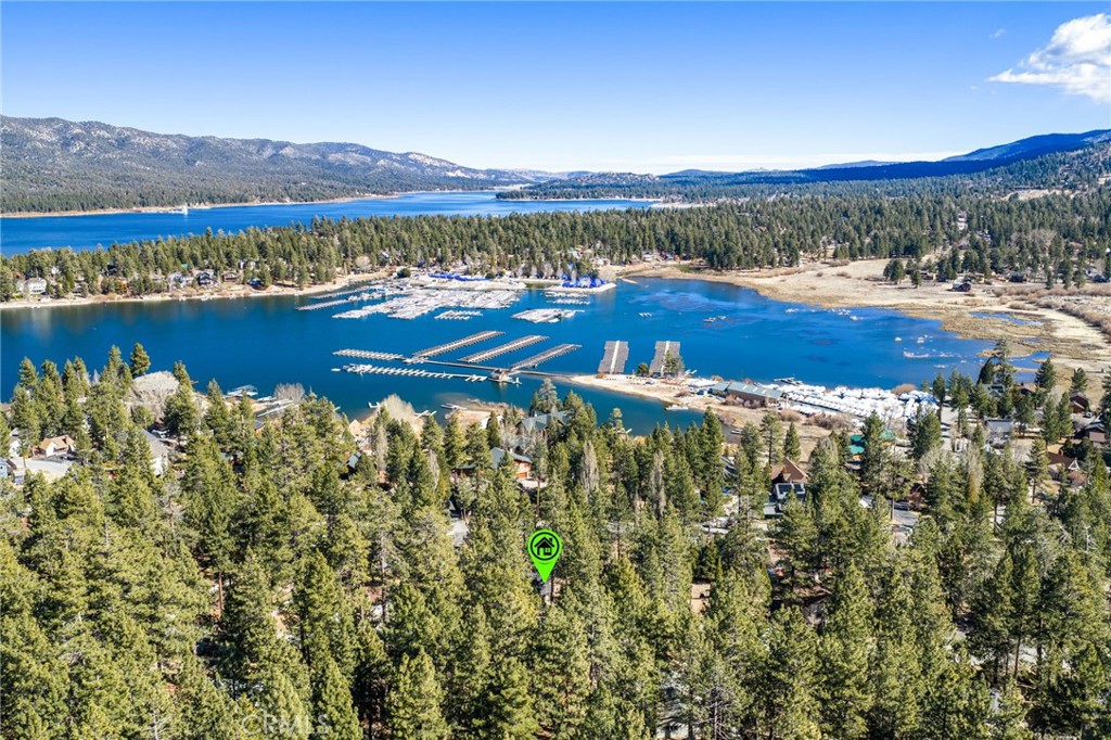547 Chipmunk Property Photo 27