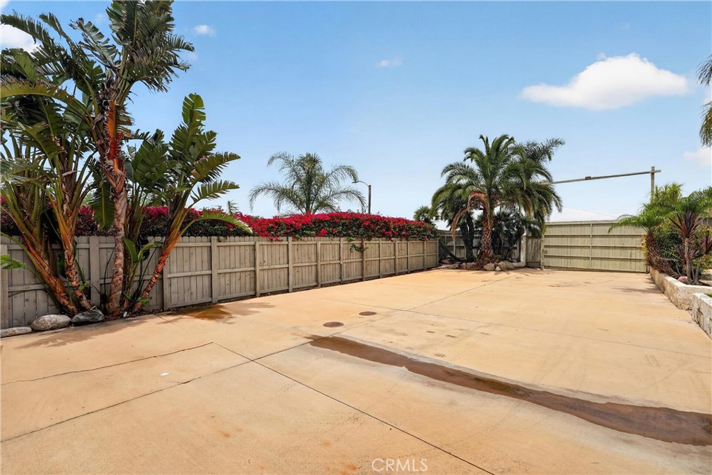 5757 Bluff Street Property Photo 42