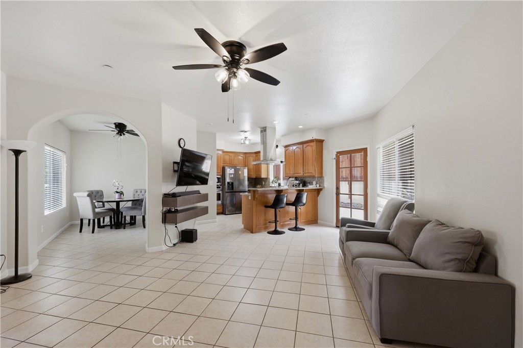 3777 Elm Property Photo 9