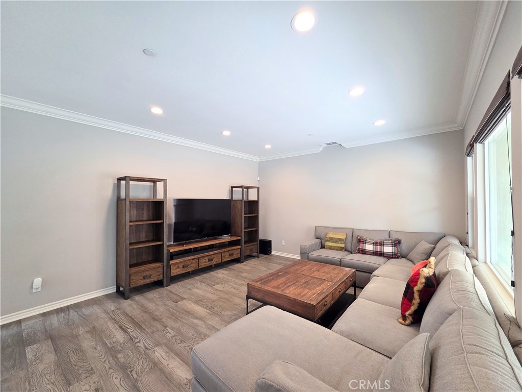 4735 Holly Property Photo 11