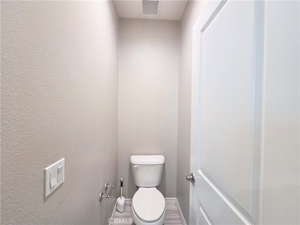 4735 Holly Property Photo 28