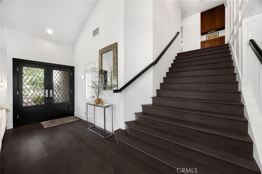 403 Tidland Circle Property Photo 4