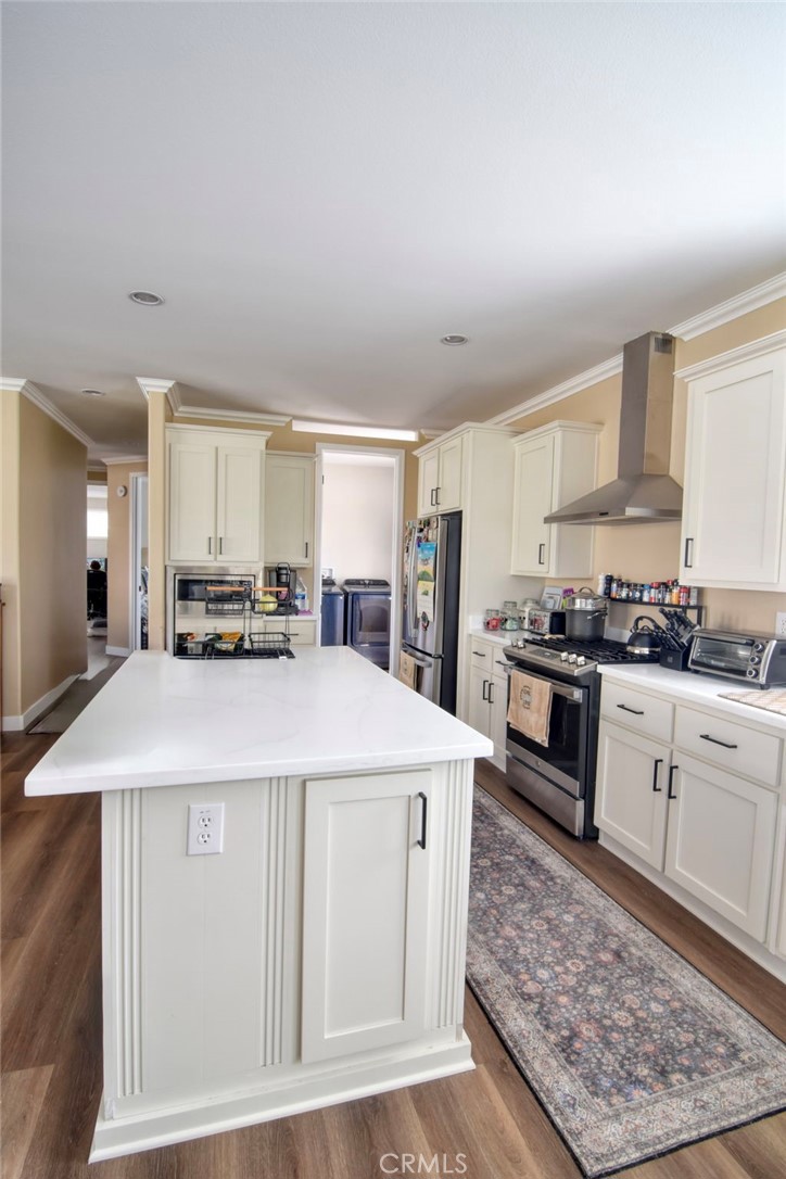 15111 Pipeline Avenue 240 Property Photo 5