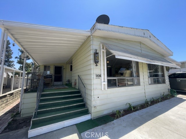 1131 Greenhill Property Photo 1