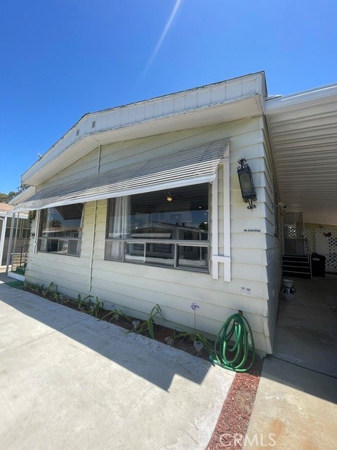 1131 Greenhill Property Photo 2