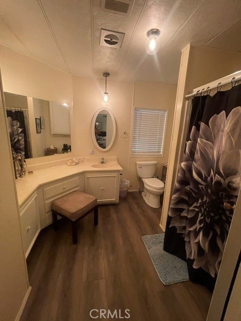1131 Greenhill Property Photo 10