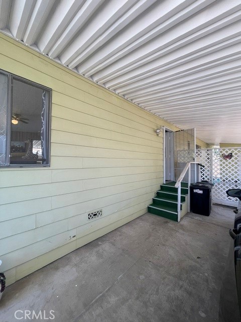 1131 Greenhill Property Photo 14