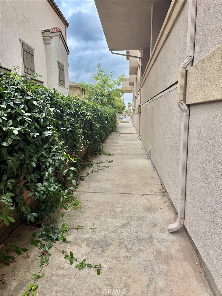 1549 E Spruce A Property Photo 14