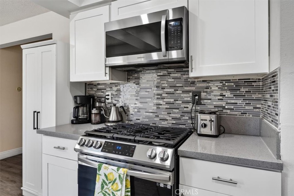 8788 Valley View C Property Photo 11