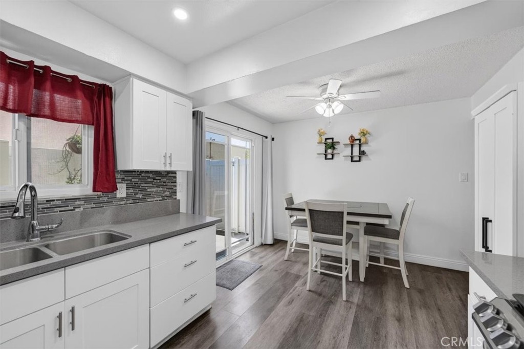 8788 Valley View C Property Photo 13