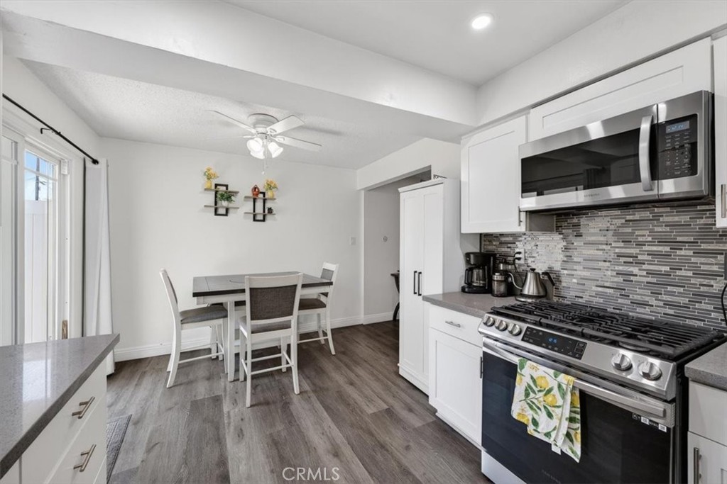 8788 Valley View C Property Photo 14