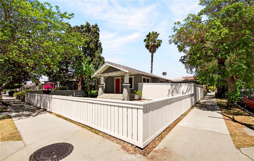 800 Temple Property Photo 3