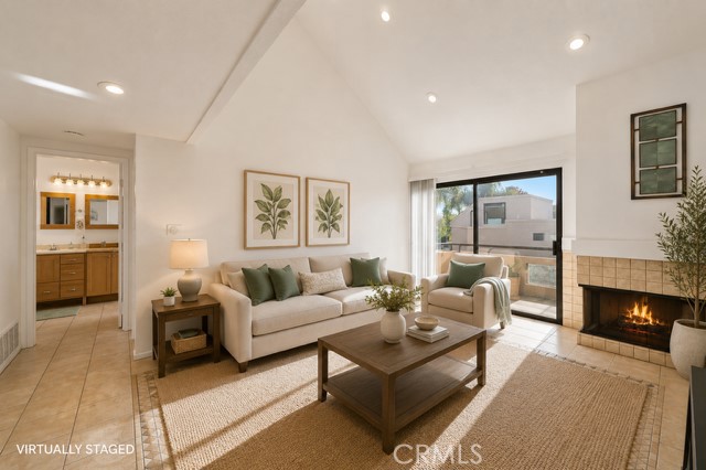 25761 Le Parc 82 Property Photo 5